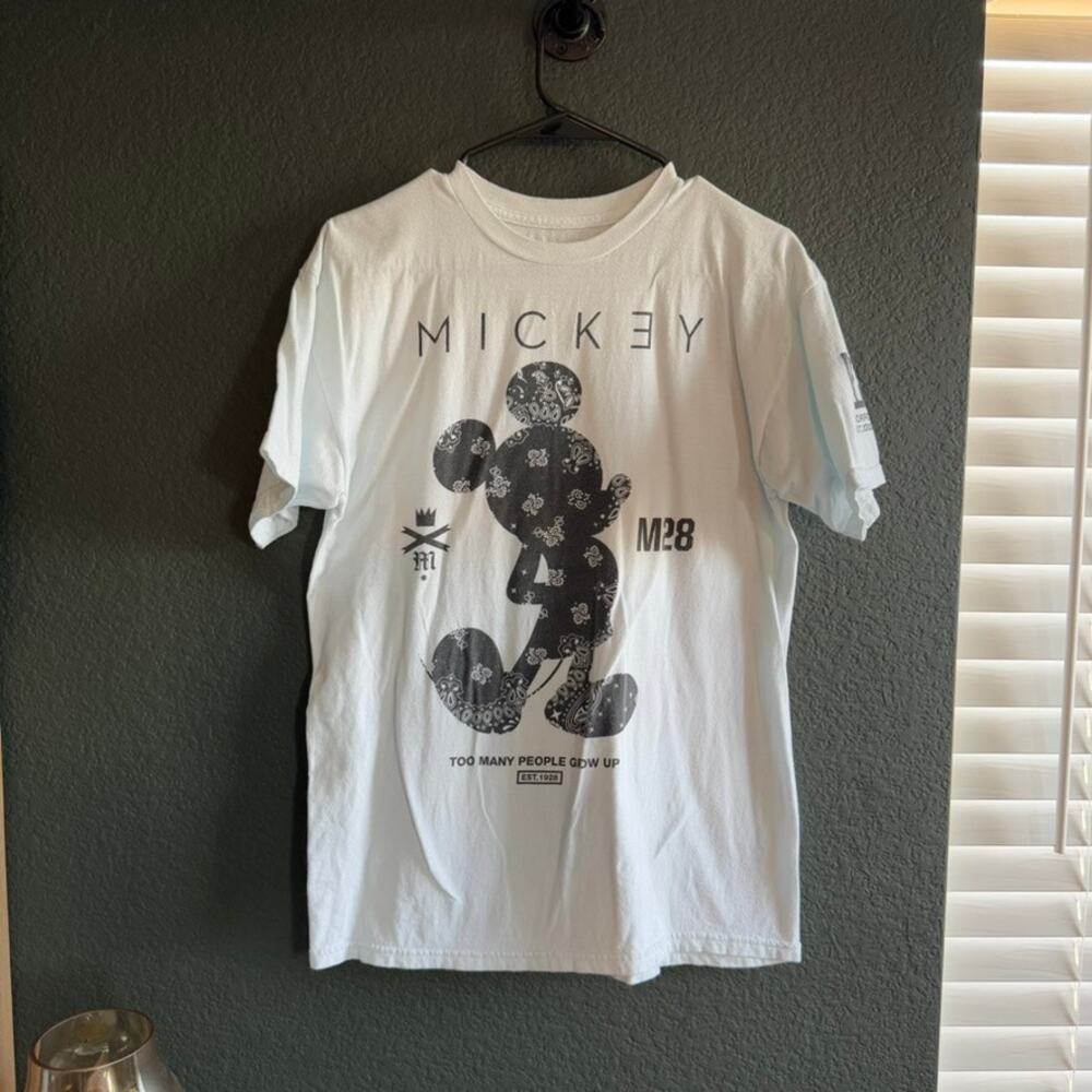 DISNEY x Neff Mickey Mouse Men's Medium White‎ T-Shirt Short Sleeve Logo